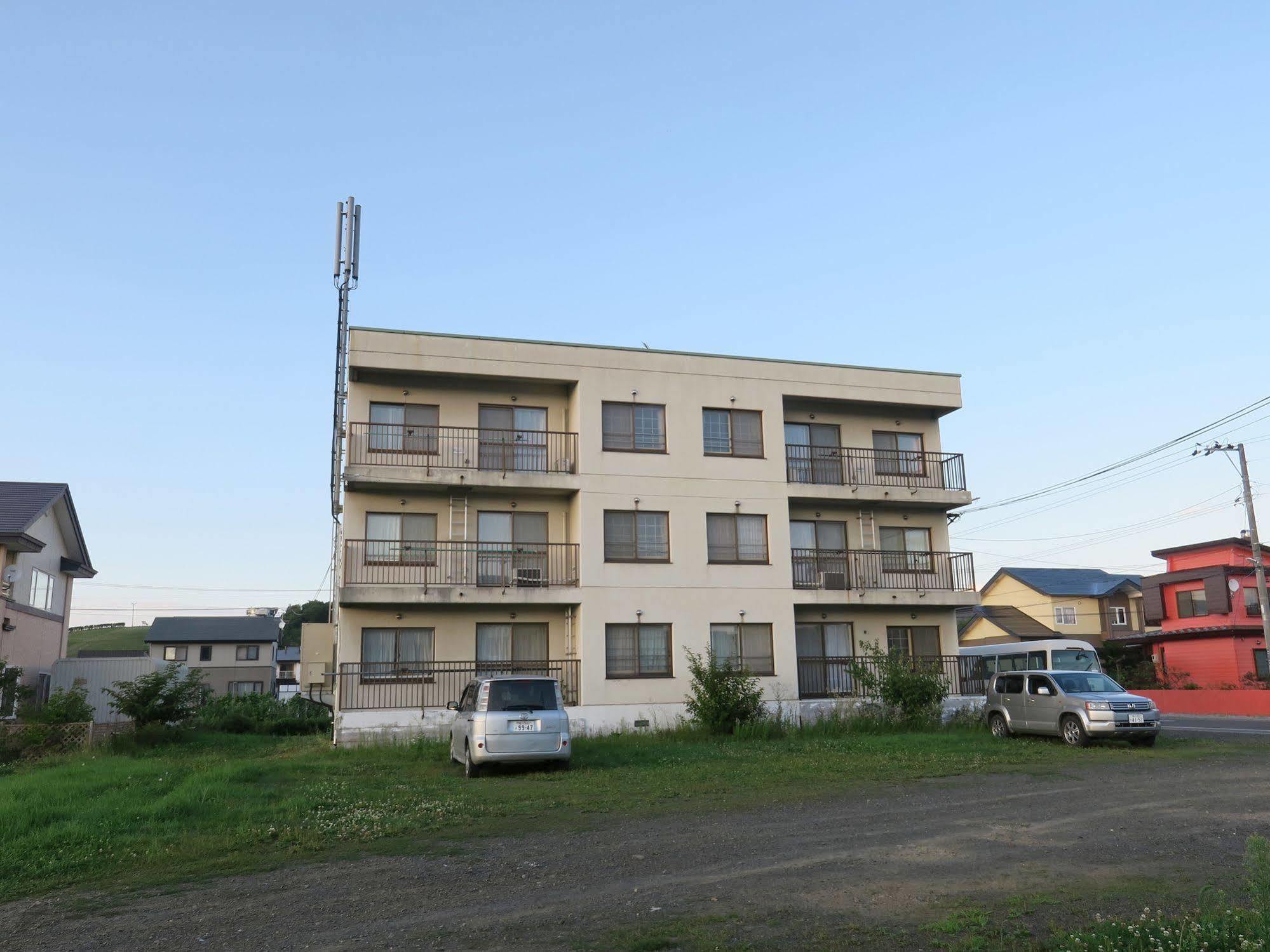 Frontier Sunrise Villa Kamifurano Exterior photo